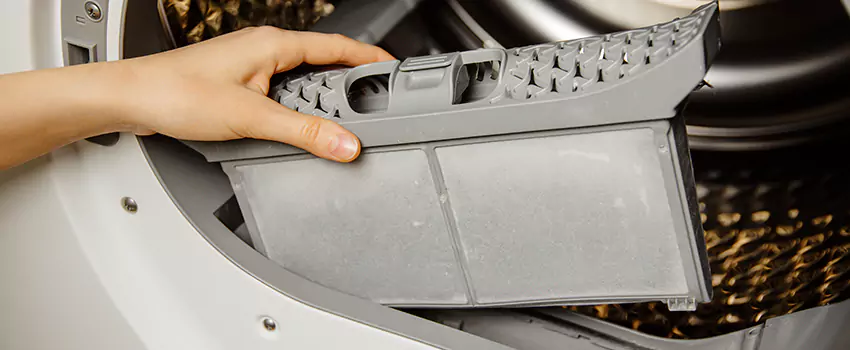 Signs Of A Clogged Dryer Lint Trap in Windsor, Colorado